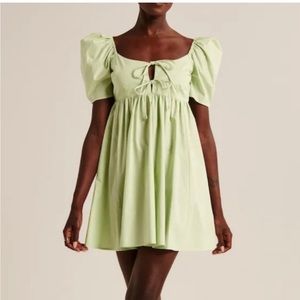 Abercrombie & Fitch Mini Pastel Green Babydoll Dress. size S
